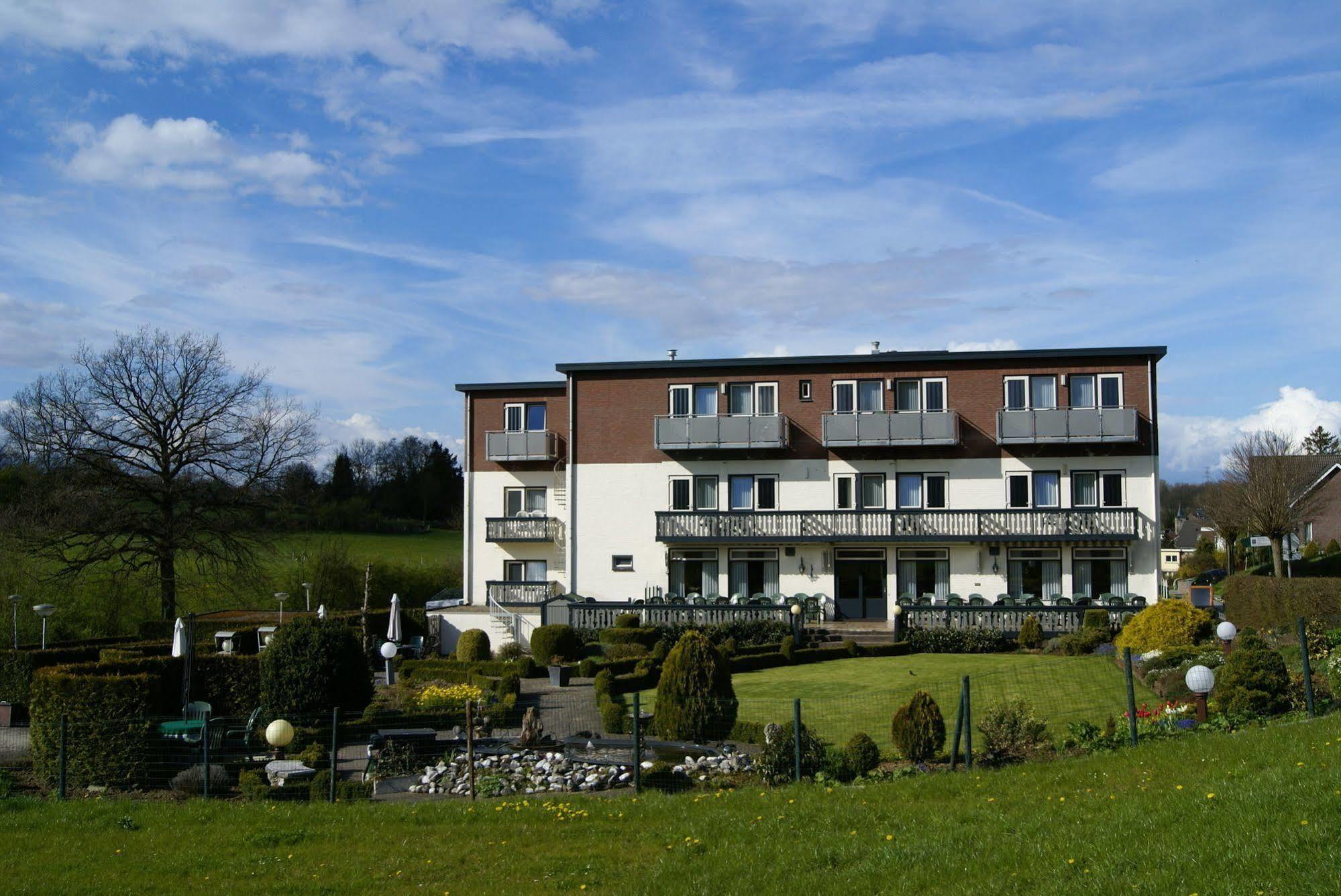 Hotel Bemelmans Schin op Geul Bagian luar foto
